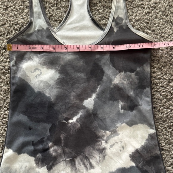 Lululemon Athletica Gray Tie-Dye Women's Tank Top Size 4 - Picture 4 of 5